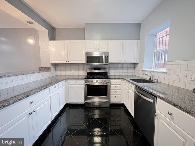 Photo - 617 U St NW