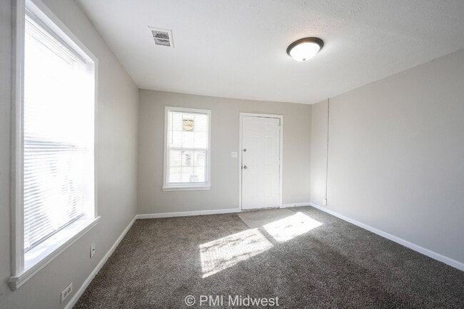 Photo - 1 Bedroom 1 bath