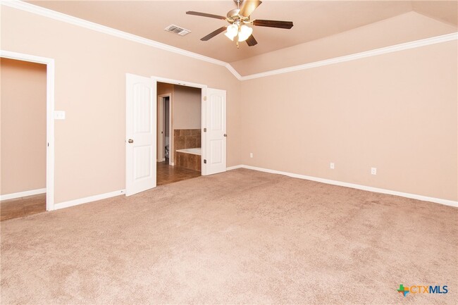 Photo - 704 W Gemini Ln