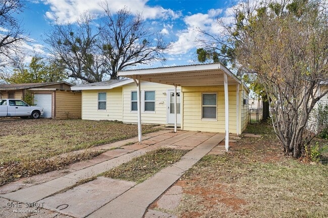 Photo - 1234 S Crockett Dr