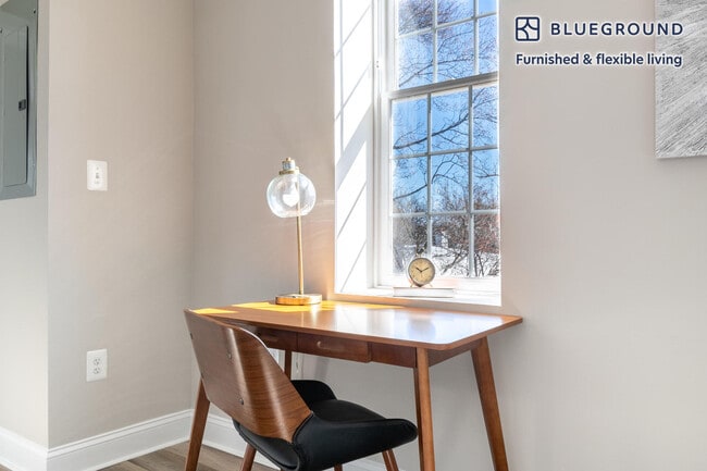 Photo - 133 7th St SE Unidad FL3-ID822