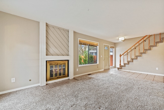 Photo - 765 Meaghan Pl