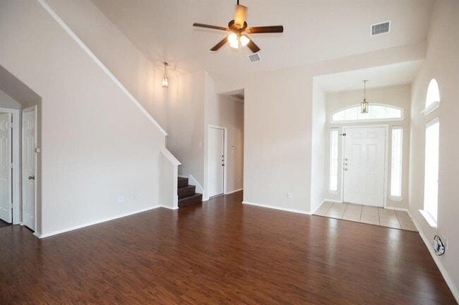 Photo - 516 Sweet Leaf Ln