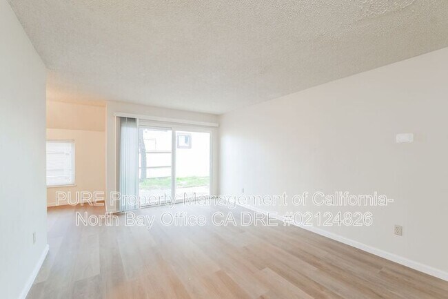 Photo - 1970 Knolls Dr