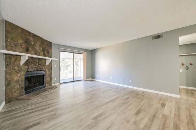 Photo - 940 S Walden Way Unit 202