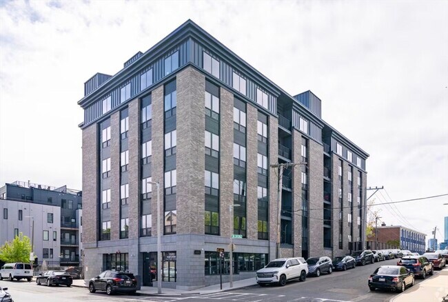 Photo - 55 W 5th St Unit 1