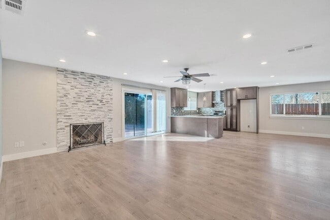 Photo - 2200 Trails Ct