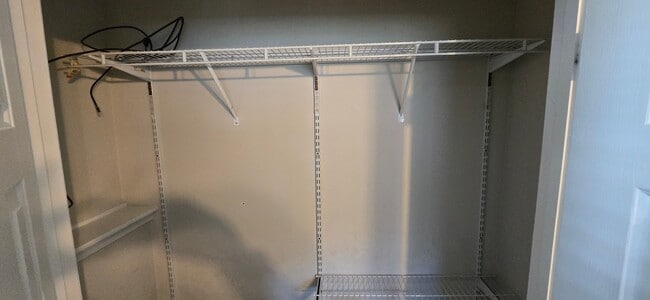 Photo - 1610 Oak Knoll Ln