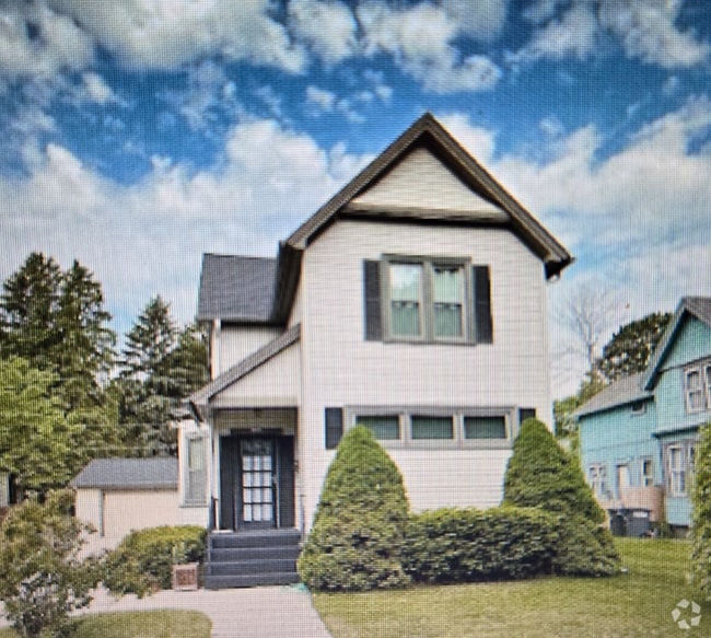 Building Photo - 1724 N 7th St Rental