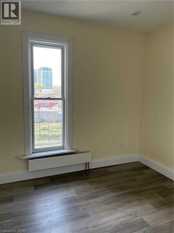 Photo - 125 Wellington St Unit 2