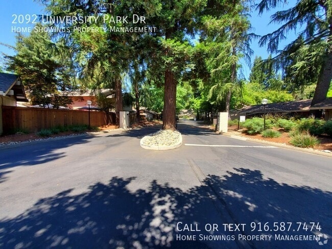 Building Photo - 2092 University Park Dr Rental