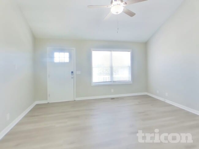 Photo - 122 Jesse Brown Dr