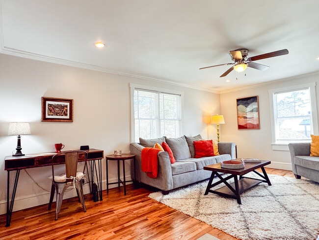 Photo - 813 N Spair St