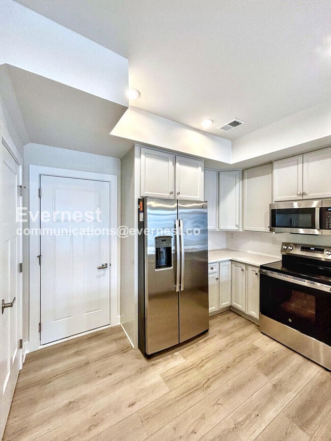 Photo - 12112 Calgary Lp