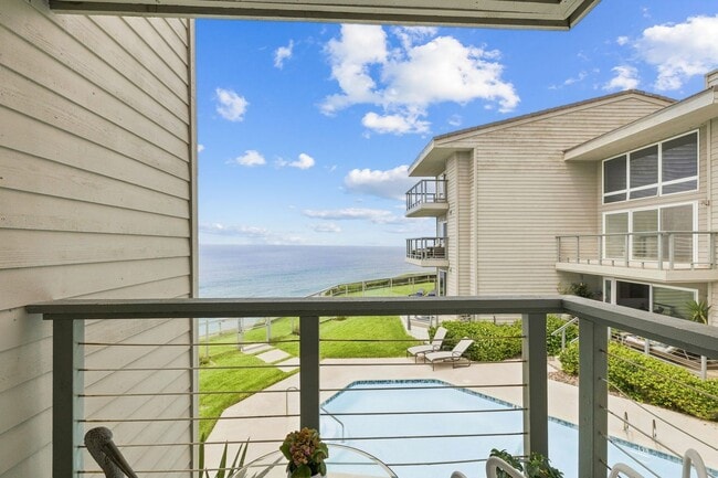 Building Photo - 940 Sealane Dr