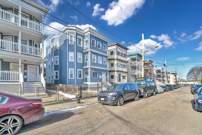 Building Photo - 146 Homestead St Unit -