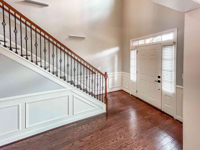 Photo - Kennesaw 4BR/3.5BA, Over 3700', 3-Car Garage