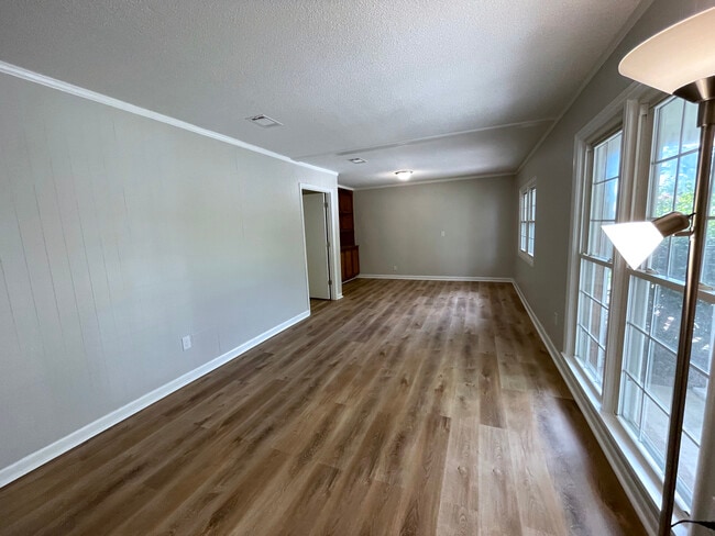 Photo - 129 El Ogden Dr