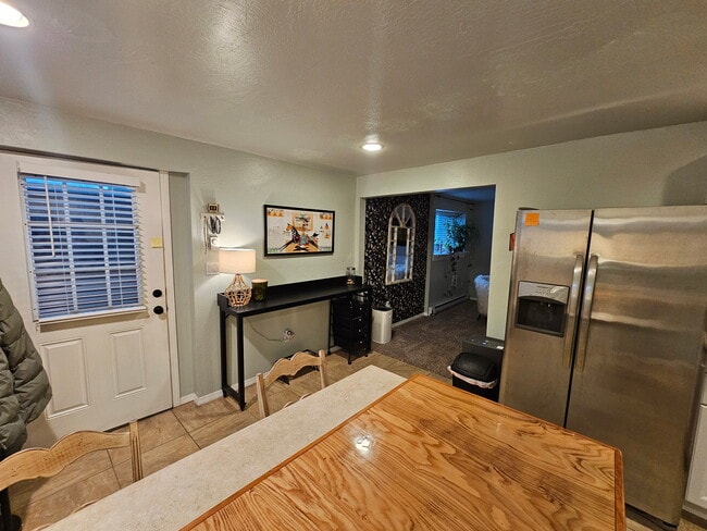 Photo - 1623 E Mullan Ave