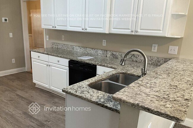 Photo - 479 Blue Creek Ln SW