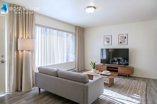Building Photo - Charming 2-bedrooms, 1-bath downstairs apartment in Prescott Valley!