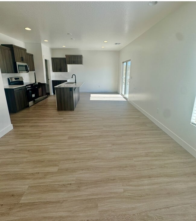 Photo - 5722 S Weehawken Ln