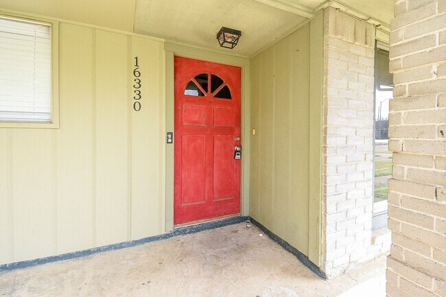 Photo - 16330 Meadowbrook Farm Rd