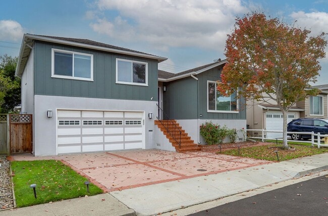 Building Photo - Extensively remodeled 4 Bed / 3 Bath home in South San Francisco. YouTube tour!
