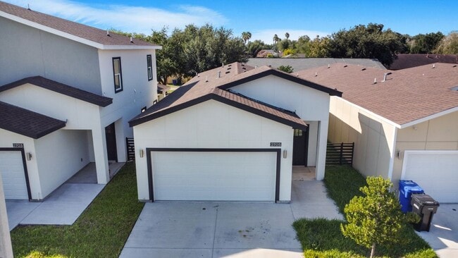 Photo - 2705 Kerria Ave