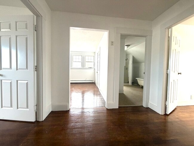 Upstairs hall - 4 Fossa Ave Unit B