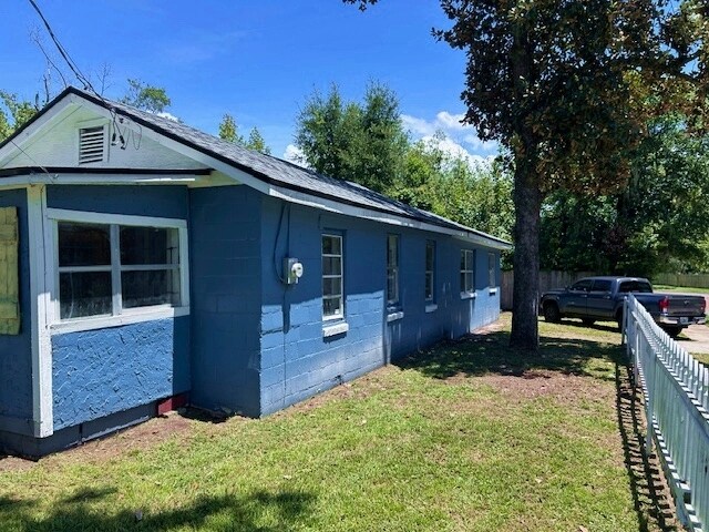 Photo - 5201 Dodge Rd House