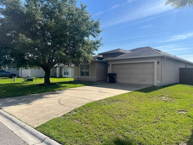 Photo - 3 BR/2BA $1899 Middleburg