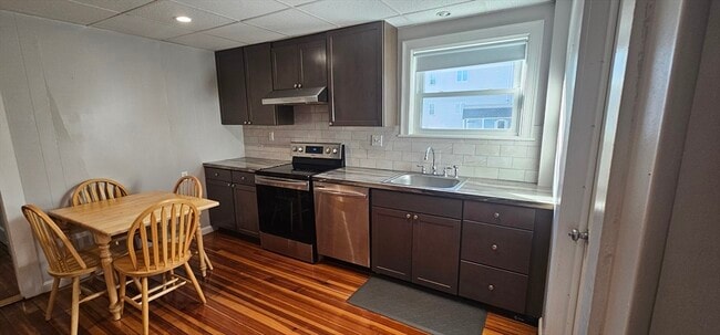 Photo - 169 Colburn St