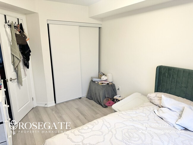 Photo - Pet-Friendly 2-Bedroom Condo Townhouse with Juliet Balcony – Scarborough Unit 35