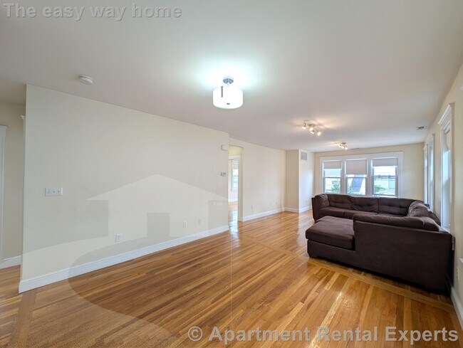 Photo - 7-9 Bonner Ave Unit #2 Unit #2