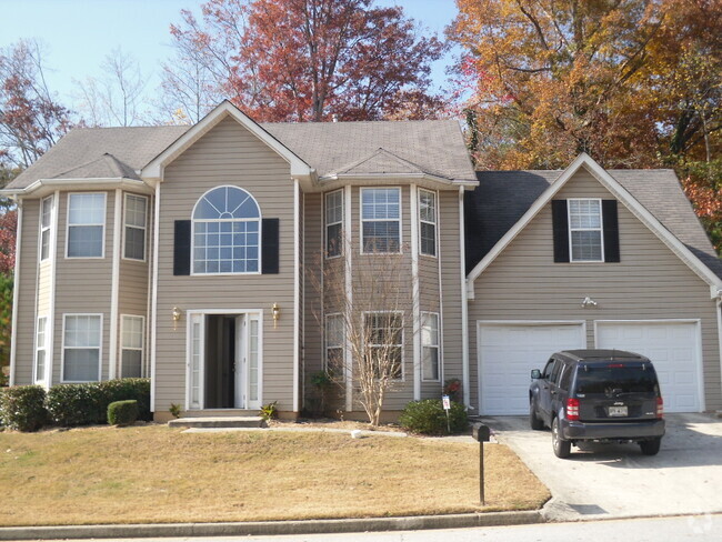 Building Photo - Fully Renovated Beautiful house in Lithonia