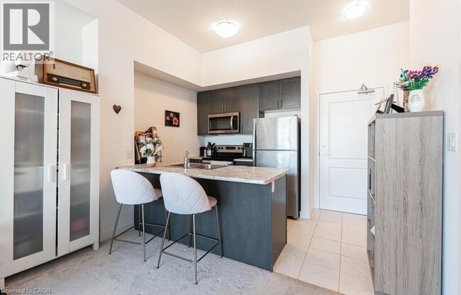 Photo - 450 Dundas St E Unit 503