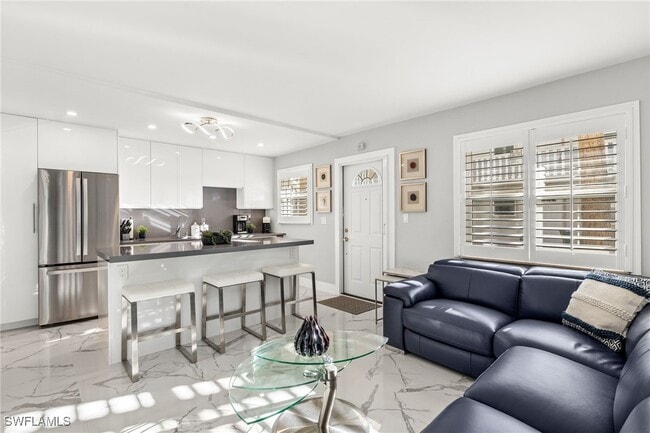 Building Photo - 980 7th Ave S Unit 109