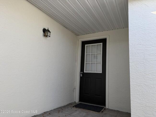 Photo - 2027 Wallace Ave