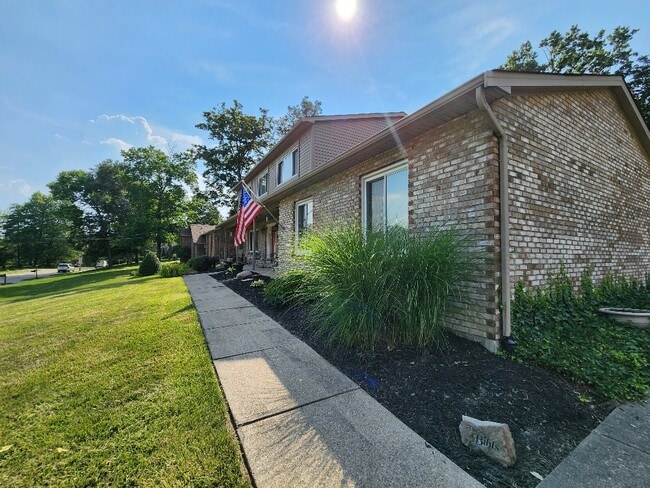 Photo - 3122 Elmwood Dr