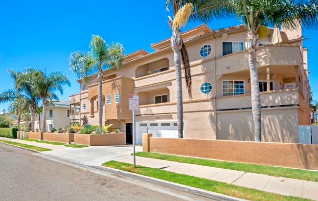 M/I SPECIAL - Spacious 2BR/2BA Condo 2 Blo... - M/I SPECIAL - Spacious 2BR/2BA Condo 2 Blo... Unidad 04