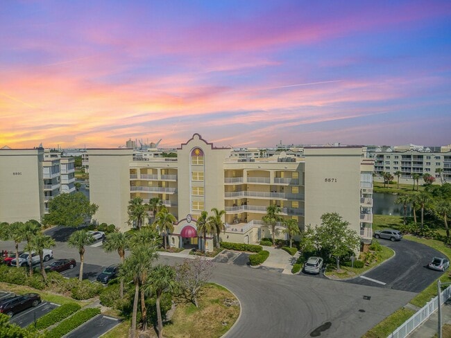 Solana Lake G501 - Solana Lake G501 Apartment Unit SLKG501