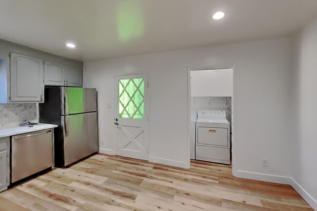 Photo - 930 Dolores Ave Unit #1