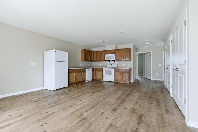 Photo - Carmichael Commons