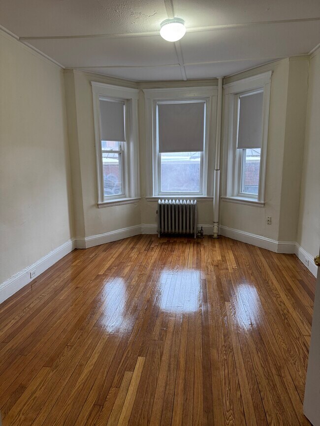 132 Ipswich St Unit 3