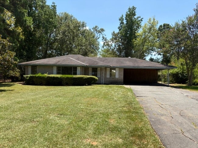 Building Photo - 5957 Yarbrough Rd