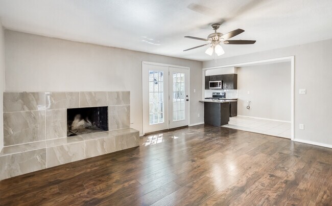 Photo - 5605 Twitty St