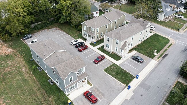 Building Photo - Topper Heights Unit 311