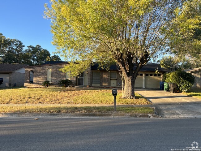 Building Photo - 5050 Sierra Madre Dr Rental