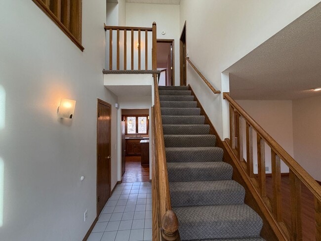 Photo - Beautiful 5 Bedroom 3 Bath Home for Rent in Lakeville!! Available NOW!